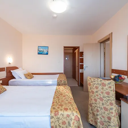 Burgas 4*