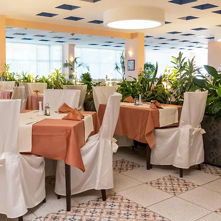 Bourgas 4* ساني بيتش