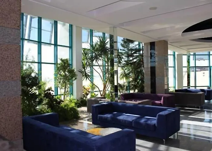 Отель Bourgas 4*