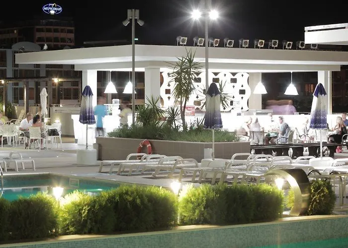 Отель Bourgas 4*