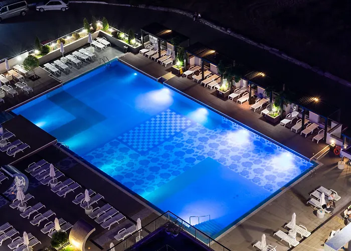 Отель Bourgas 4*